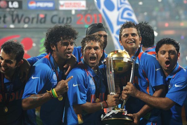 Indian cricketers (L/R): Gautam Gambhir, Shanthakumaran Sreesanth, Sachin Tendulkar, Harbhajan Singh, Suresh Raina and Piyush Chawla 
