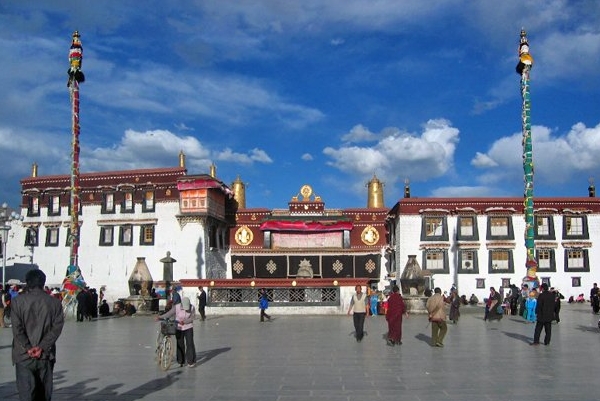 Already-transformed and sterilized area before the Jokhang Temple in Lhasa.