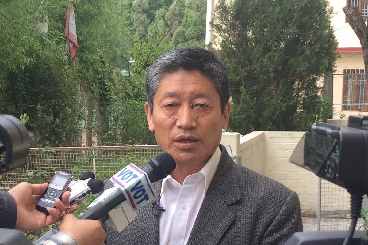 Dongchung Ngodup Tsering speaks to the press after his resignation from Sikyong Lobsang Sangay's cabinet in Dharamshala, India, on 6 April 2016.