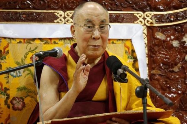 Tibet's exiled spiritual leader the Dalai Lama addresses people gathered at Buyant Ukhaa sport palace in Ulaanbaatar, Mongolia, on 20 November 2016.