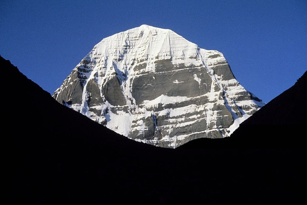 Mount Kailash (6,638 metres), sacred mountain of Hinduism, Tibetan Buddhism and Jainism.